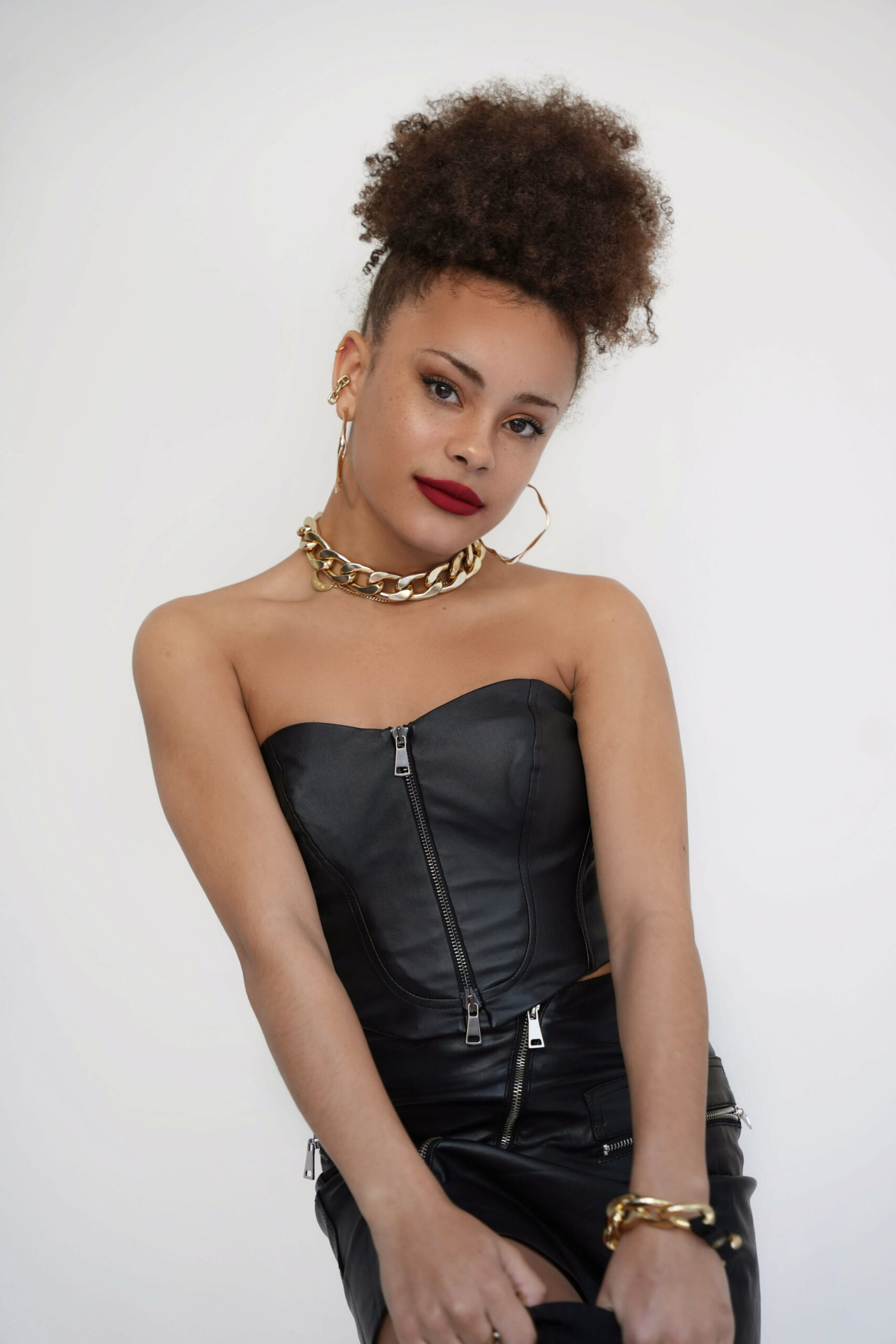 BUSTIER NOIR EN SIMILICUIR BUSTIER FRANCESCA LAYONN